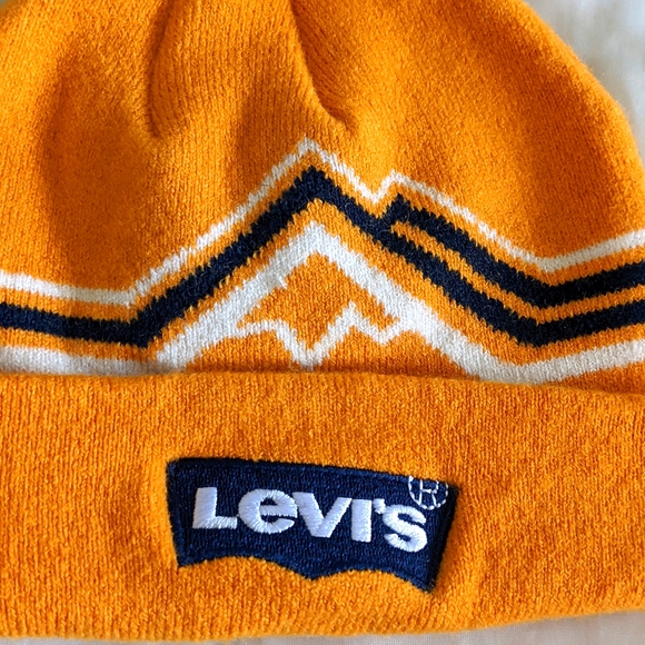 Levi's Boys Mountain Design Beanie - Picture 2 of 7